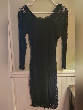 Black Lace Long Sleeve Dress - Classic Women's Evening Dress Size XS